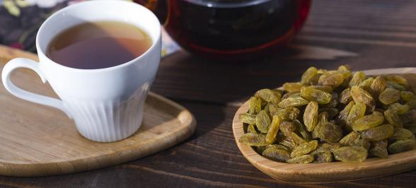 فواید کشمش سبز قلمی برای رفع اضطراب چیست؟