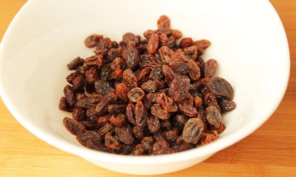 خواص انواع کشمش سرخ