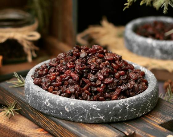 بازار خرید کشمش تیزابی عمده در گلستان