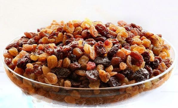 فروشگاه انواع کشمش تیزابی قوچان