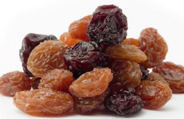 چرا افسرده ها باید کشمش بخورند؟