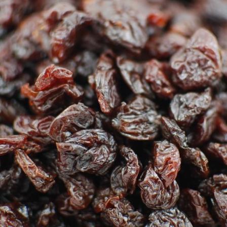 تولید انواع کشمش آفتاب خشک