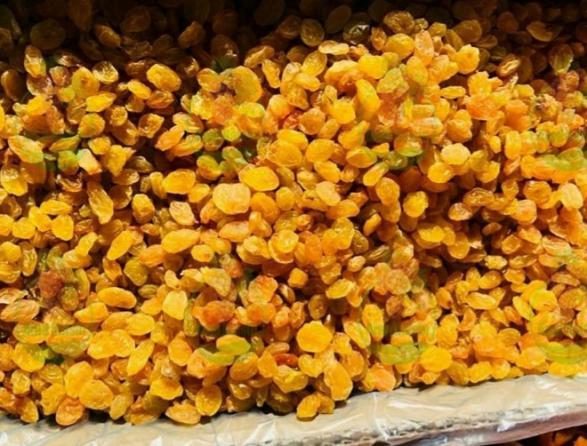 قیمت انواع کشمش طلایی کاشمر